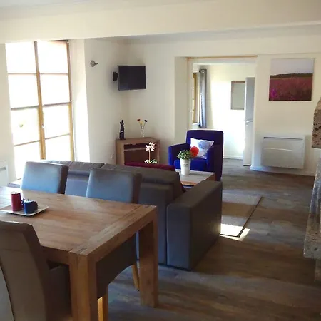 Apartment Chateau Ferrassieres